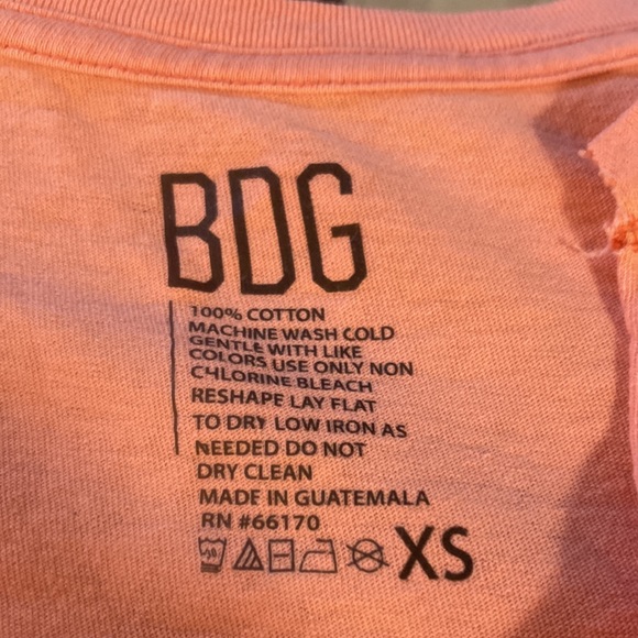 BDG  peach colour crop top - Picture 3 of 3